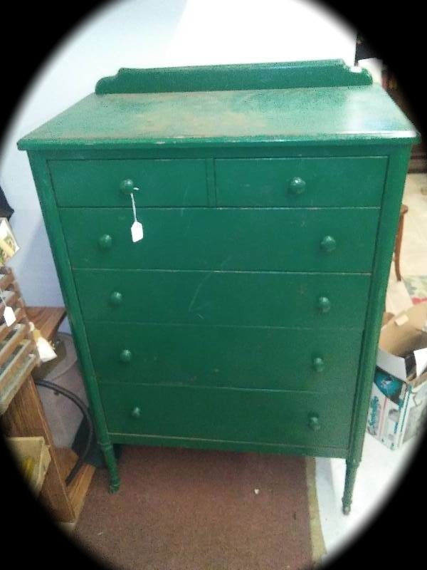 lot 8 image: NDSU 6 drawer Metal Cabinet