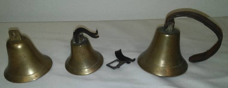 lot 77 image: Antique Brass bells (3) with cast clapper, sounds are loud and clear sounding
