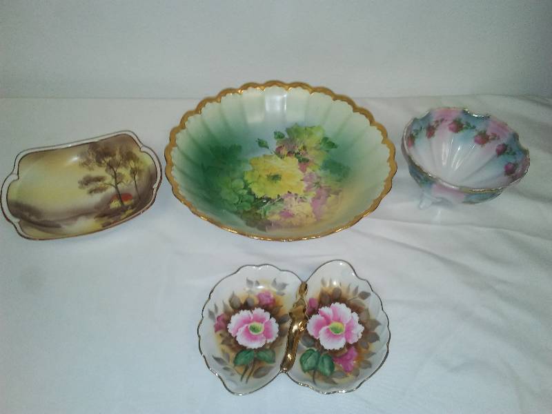 lot 81 image: Serving Pieces (4) Noritake, Empire and more