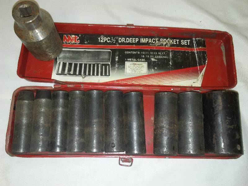lot 92 image: Deep Socket  Drive set