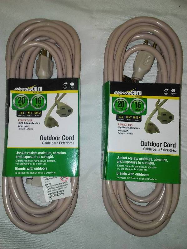 lot 94 image: Outdoor Electric extension cords (2)