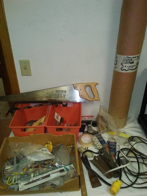 lot 98 image: Misc. Hardware, tools, Red Rosin paper