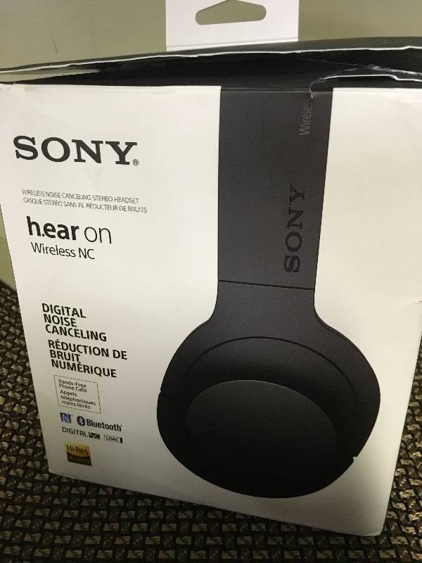 lot 576 image: SONY MDR100ABNBDC WIRELESS HEADPHONES, MSRP $199.99