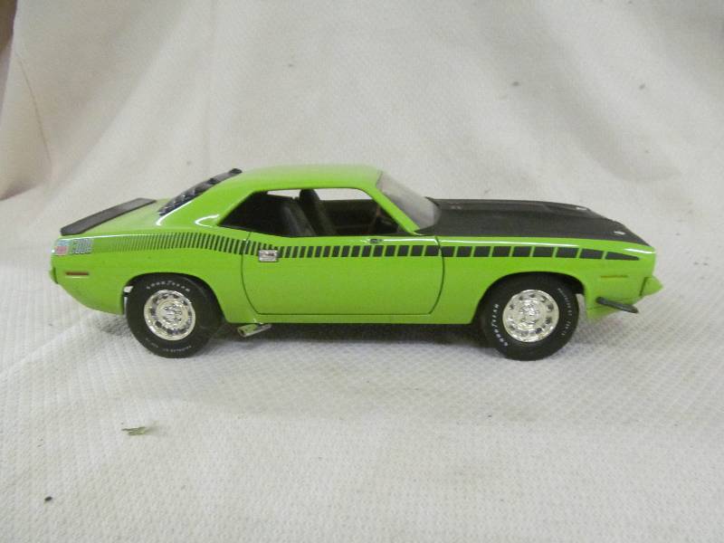 lot 2 image: Barracuda die cast car