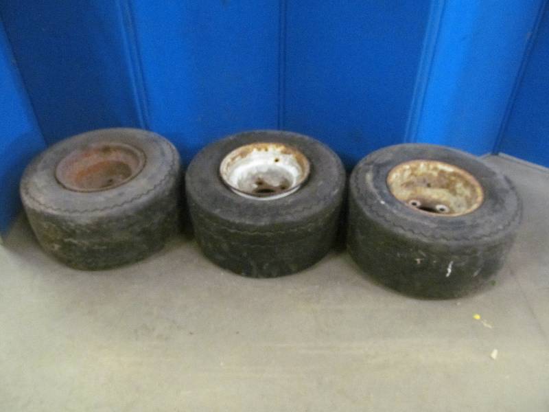 lot 20 image: wheels