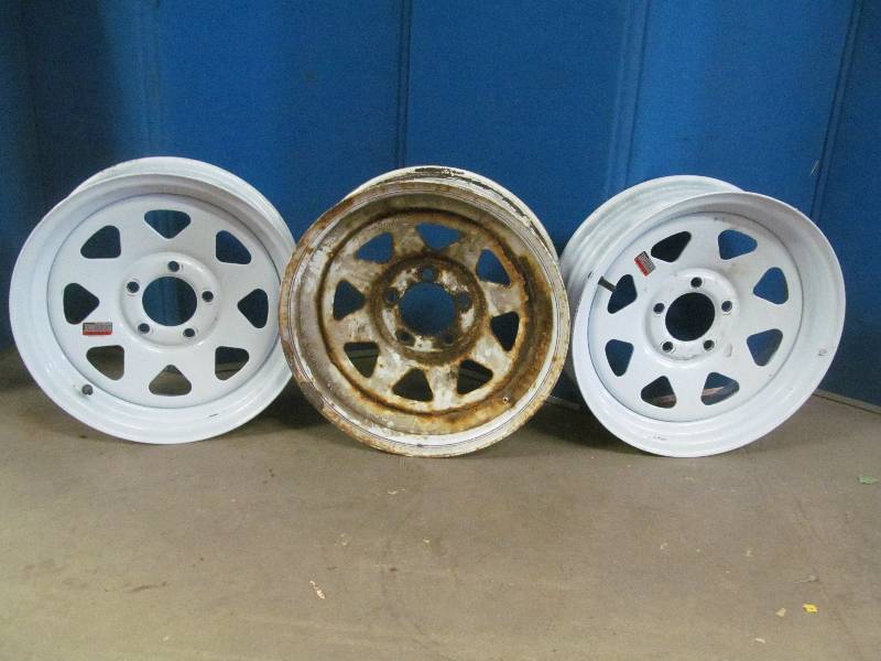 lot 22 image: rims