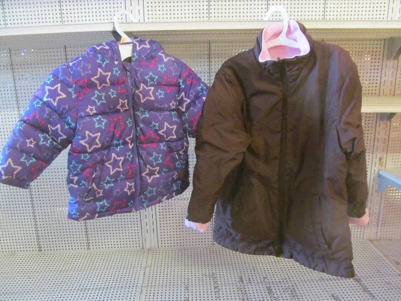 lot 71 image: childrens coats