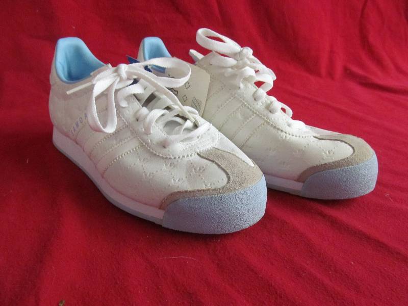 lot 73 image: Adidas Samona shoes