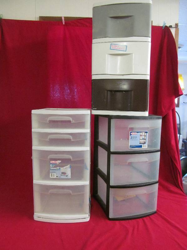 lot 110 image: storage drawer carts