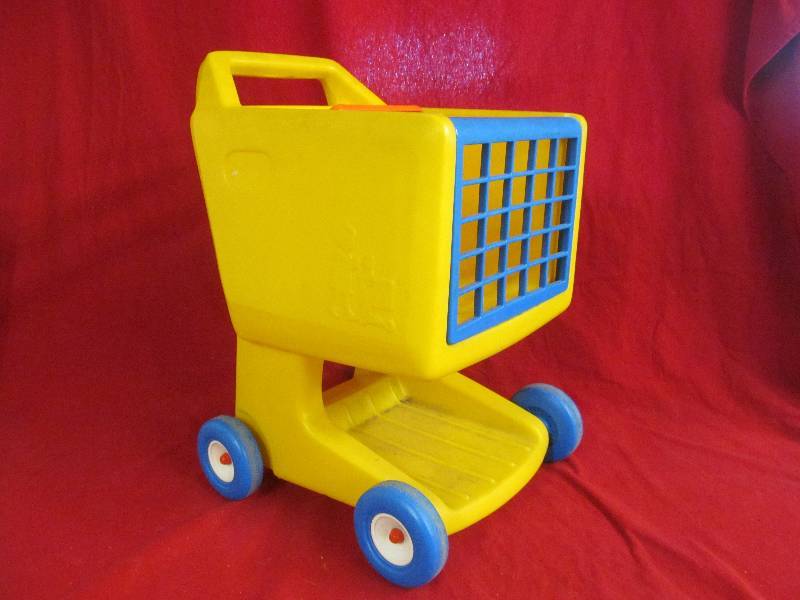 lot 111 image: Little tikes shopping cart