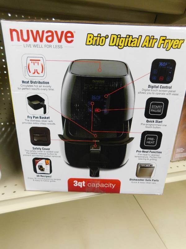lot 61 image: BRIO NUWAVE AIR FRYER  RETAIL $89.99