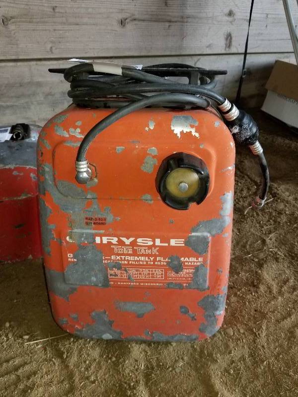 Chrysler Tote Tank Marine Gas Can