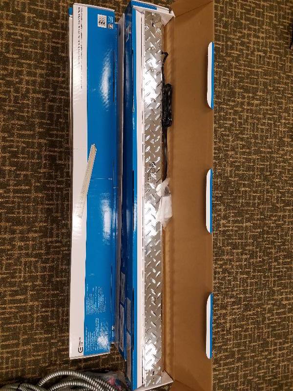 lot 22 image: Commercial Electric Steel Plate 2-Lamp Hanging Fluorescent Silver ShopLight