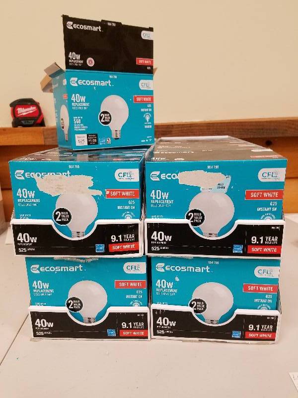 lot 41 image: Ecosmart Soft White G25 CFL Light Bulb, 40W Equivalent 2 Pack