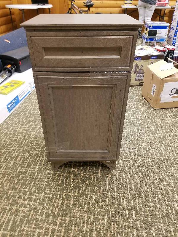 lot 49 image: cabinet winter grey