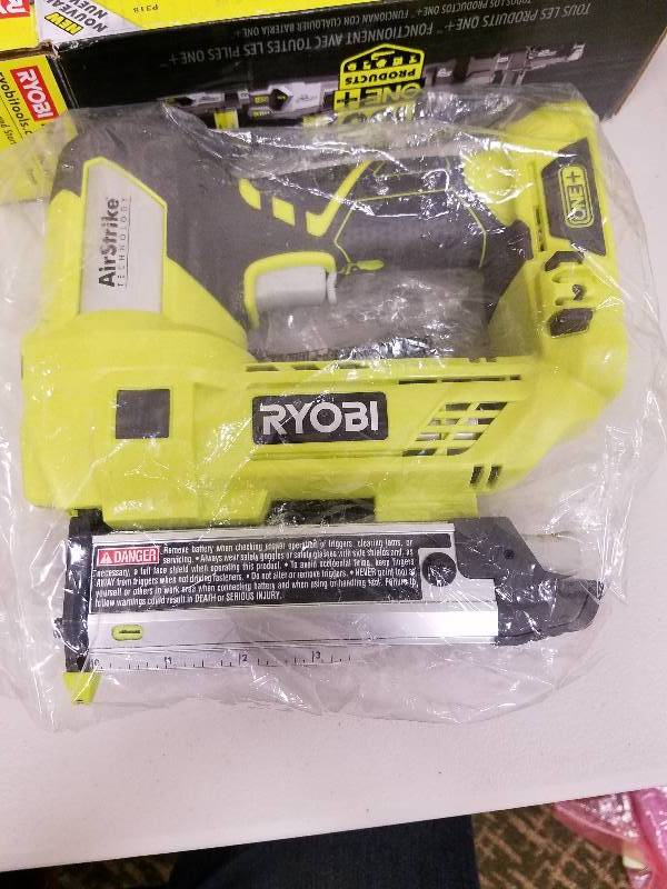lot 59 image: ryobi 18 volt one  airstrike 23 gauge cordless pin nailer