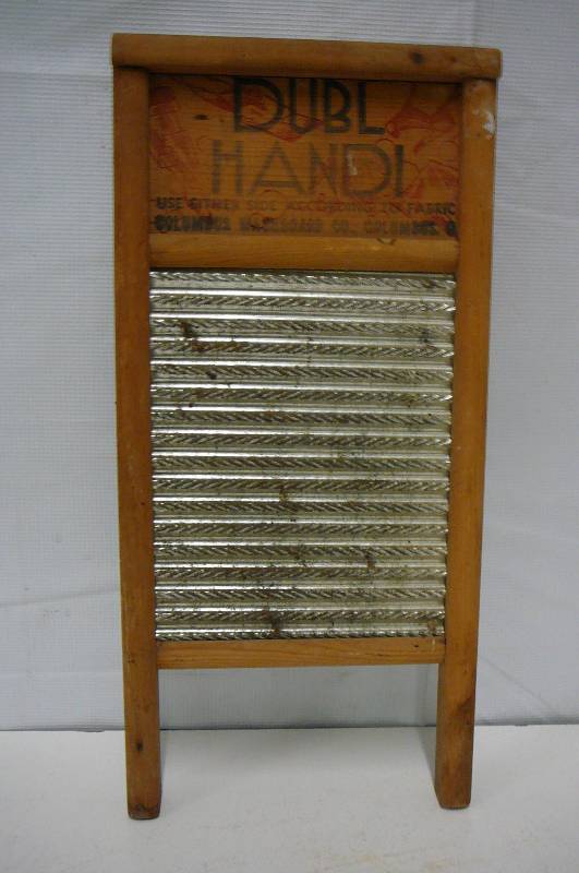 lot 7 image: Wash Board