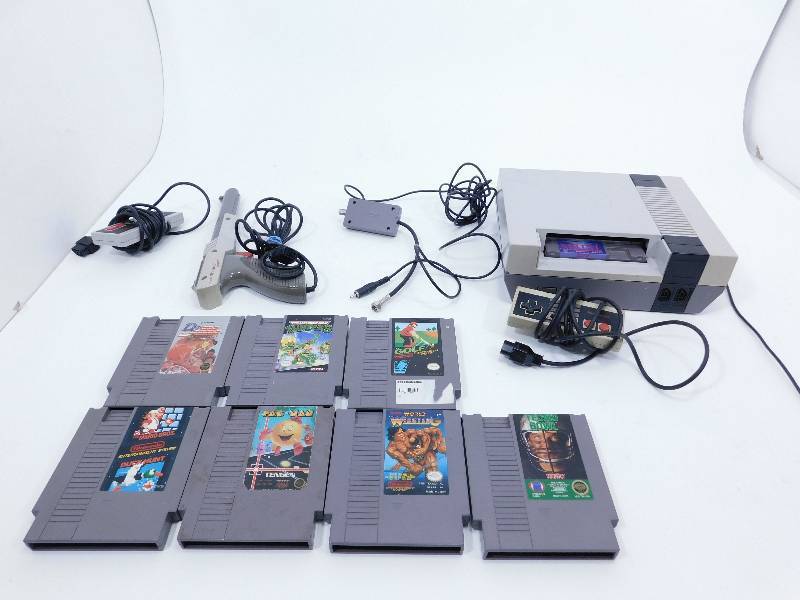 lot 15 image: Nintendo and Games