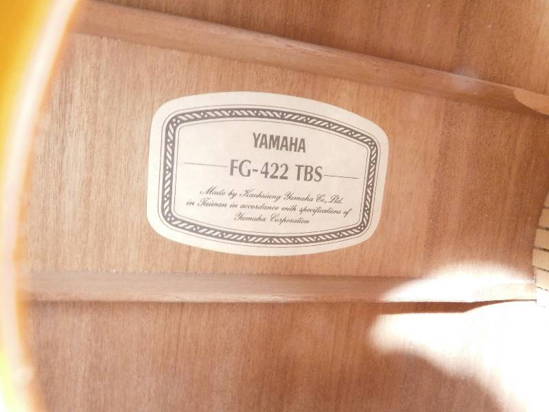 yamaha fg 422 tbs