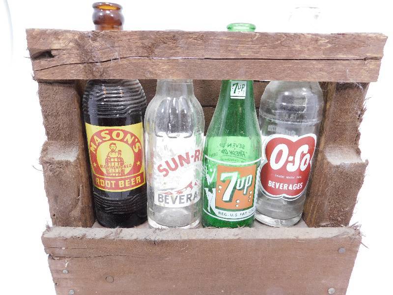 lot 40 image: 4 Vintage Bottles