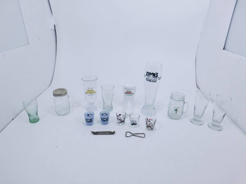 lot 44 image: Beer Items