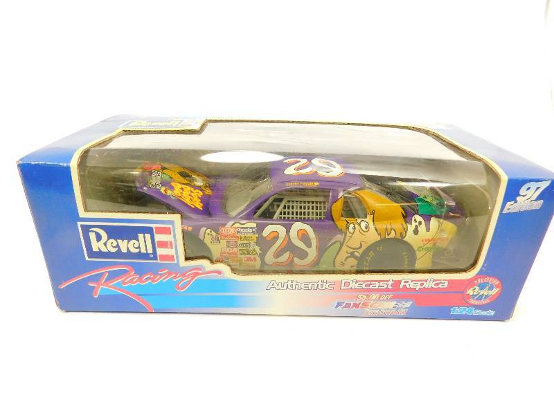 lot 66 image: 1997 Robert Pressley Revell Diecast