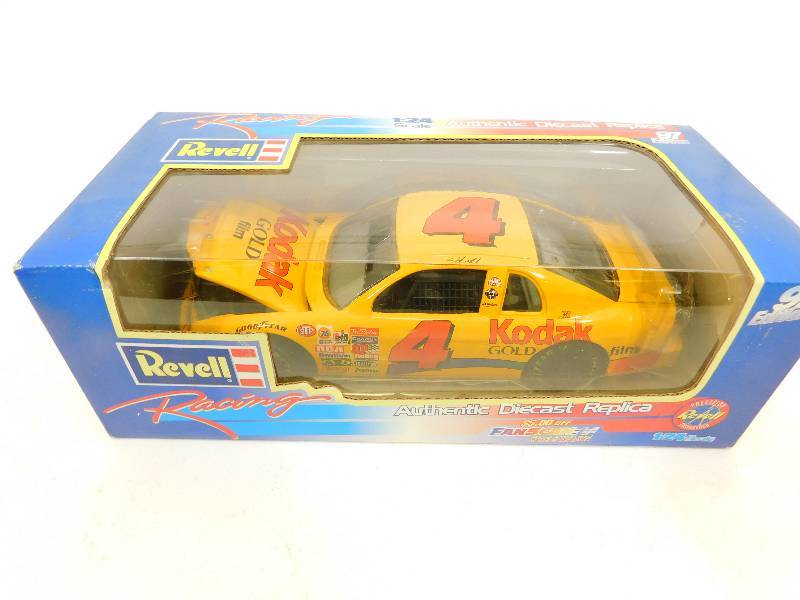 lot 35 image: Revell 1997 Edition # 4 Diecast