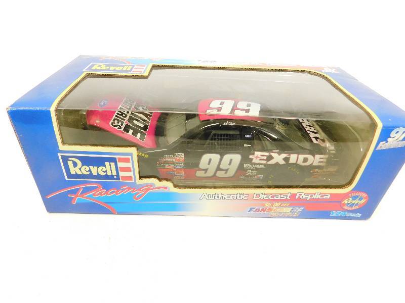 lot 68 image: 1997 Jeff Burton Revell Diecast