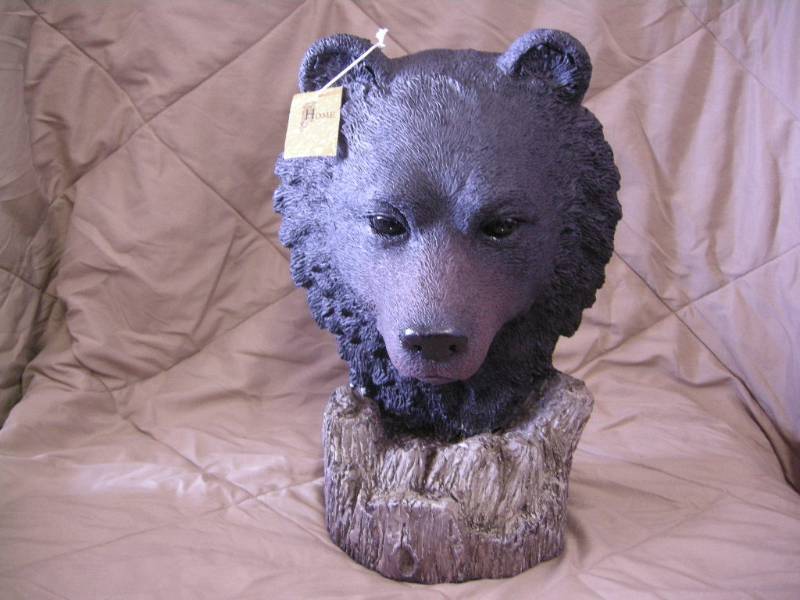 Black  Bear Bust on Stump