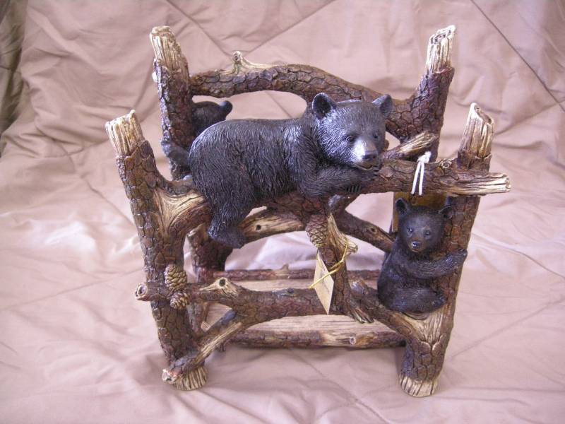Black Bear Magazine Stand