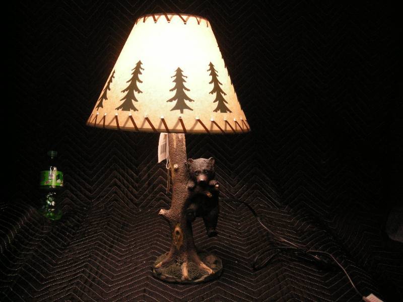 Bear-in-Tree Lamp