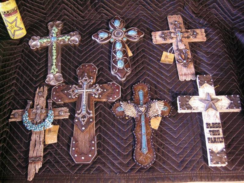 Western-Look Crosses