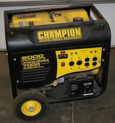lot 10 image: Electric Start 9000 Watt Generator