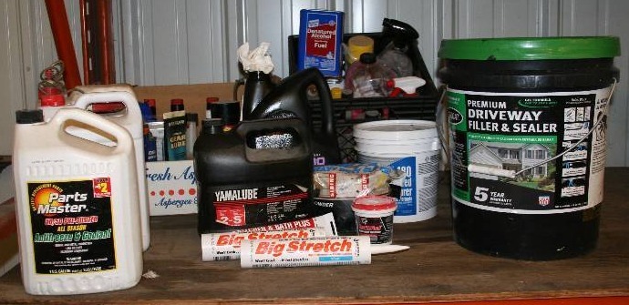 lot 20 image: Misc Chemical and Cleaning Supplies
