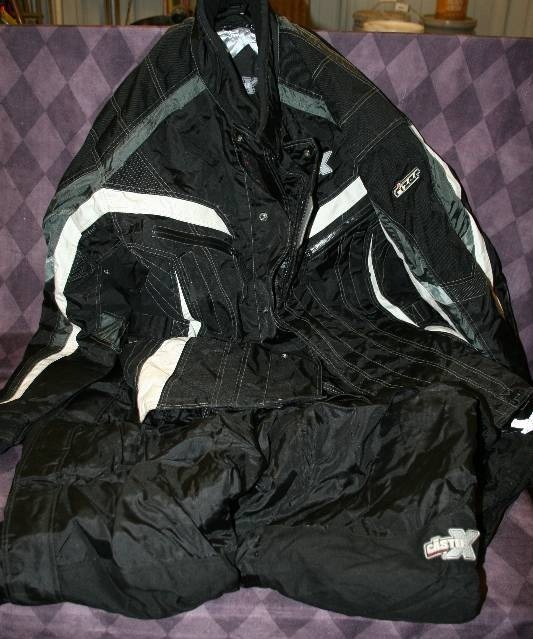 lot 35 image: Snow Pants and Jacket