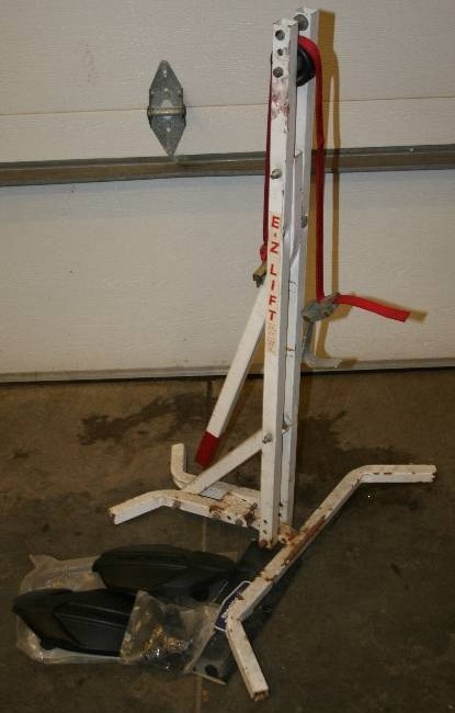 lot 37 image: Snow Mobile Accessories
