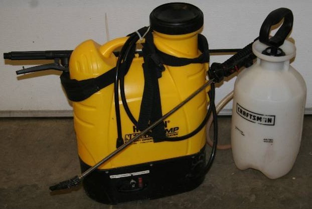 lot 49 image: Sprayers