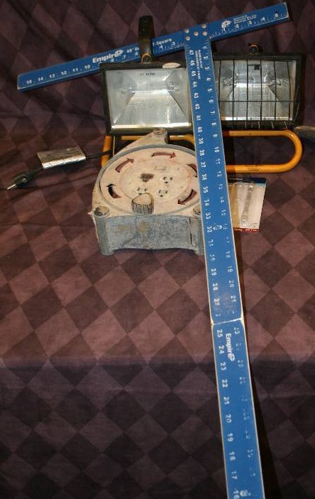 lot 70 image: Utility Lights
