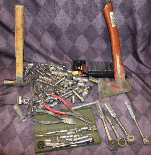 lot 81 image: Misc Hand Tools
