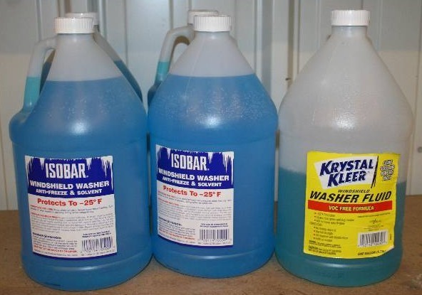 lot 106 image: Windshield Washer Fluid
