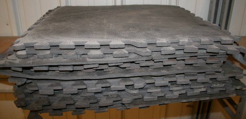 lot 109 image: Floor Pads