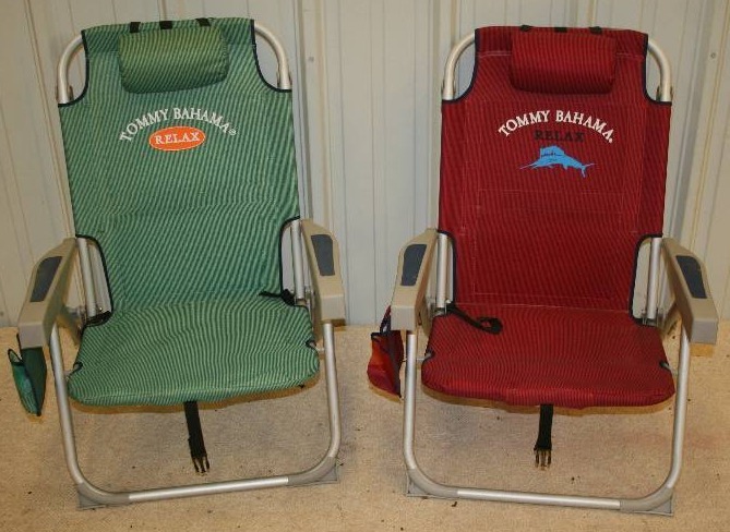 lot 130 image: Beach Chairs