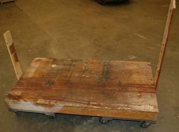lot 134 image: Utility Flatbed Cart