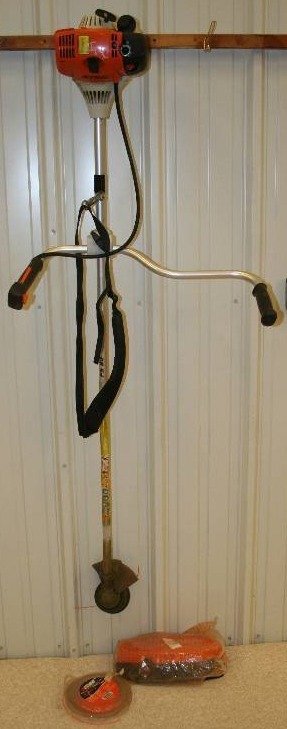 lot 136 image: Weed Whip