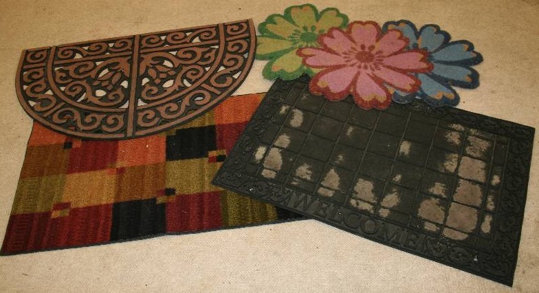 lot 140 image: Welcome Mats