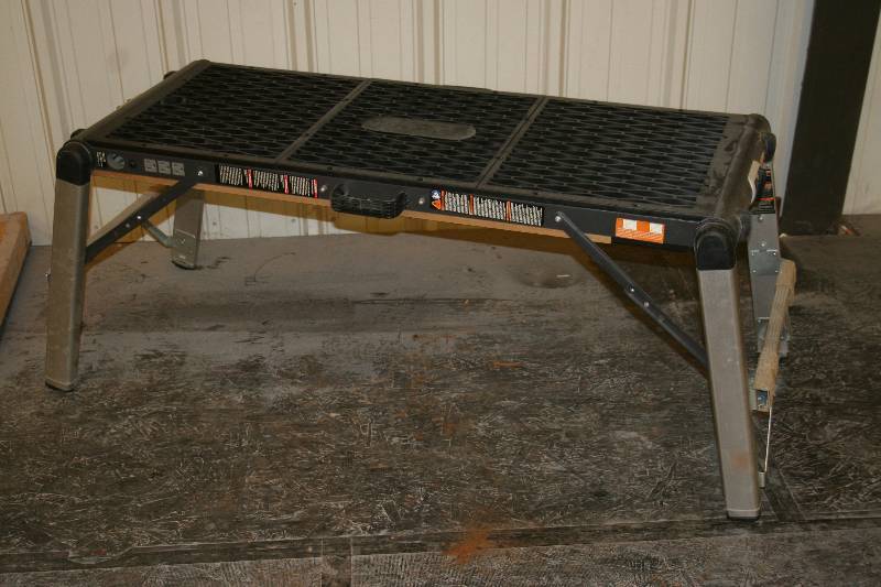 lot 157 image: WorkbenchScaffolding Unit