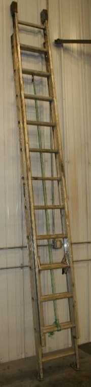 lot 163 image: 24 Extension Ladder