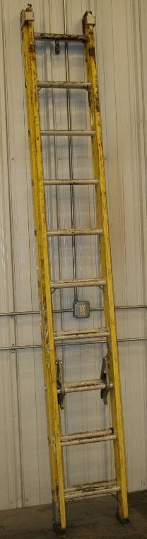 lot 167 image: 20 Extension Ladder