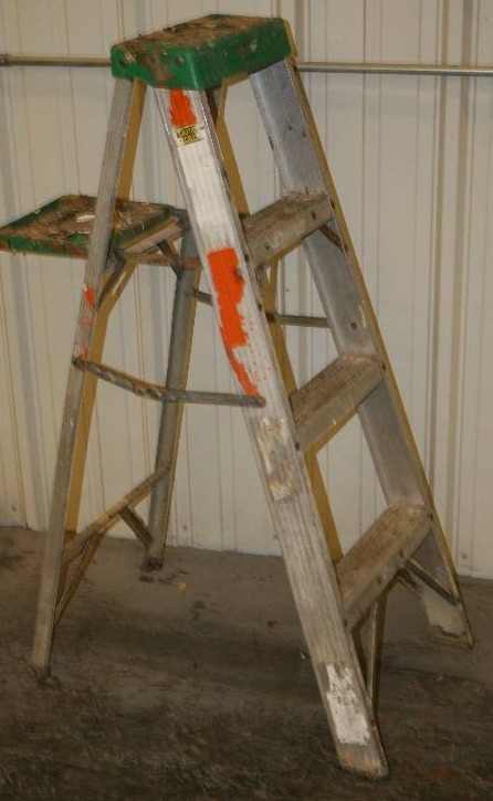 lot 169 image: 4 Step Ladder