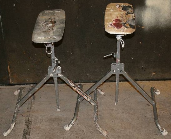 lot 186 image: Utility StandsSawhorses